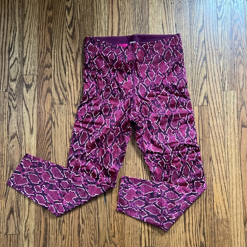 Pink snake print leggings